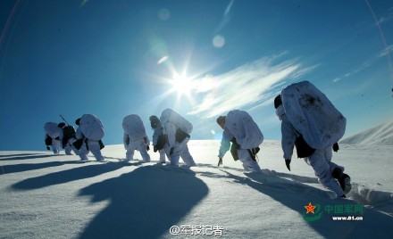 中國軍改照抄外國?看看權(quán)威人士怎么說