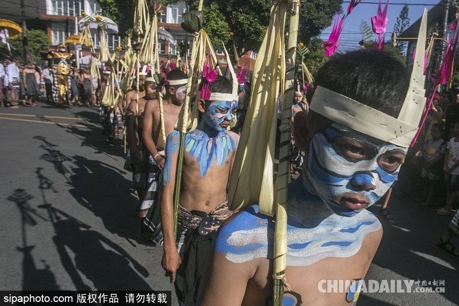 巴厘島藝術(shù)節(jié)開幕游行 讓你領(lǐng)略不一樣的巴厘風情